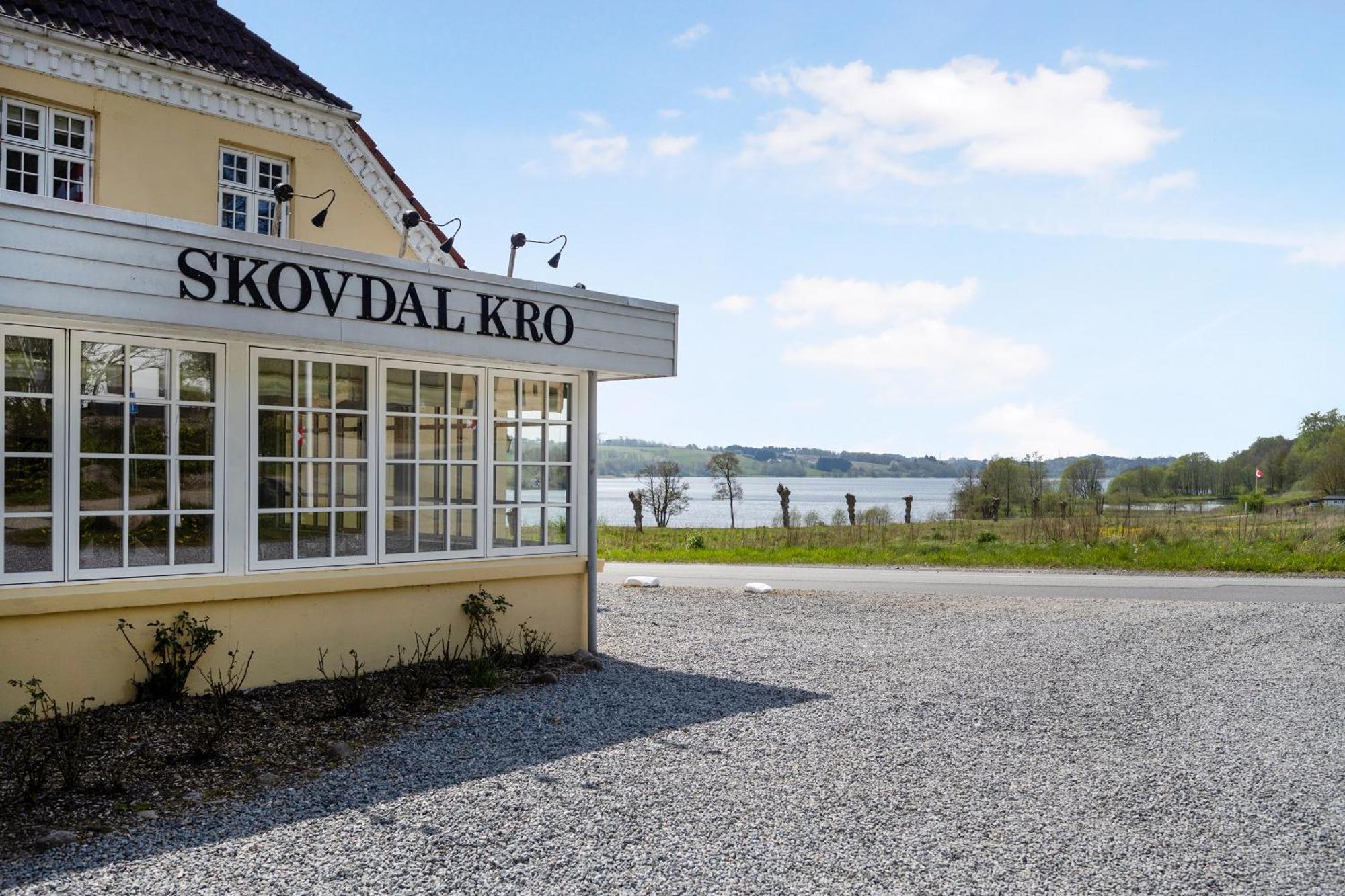 Skovdal Kro Jelling Exterior photo