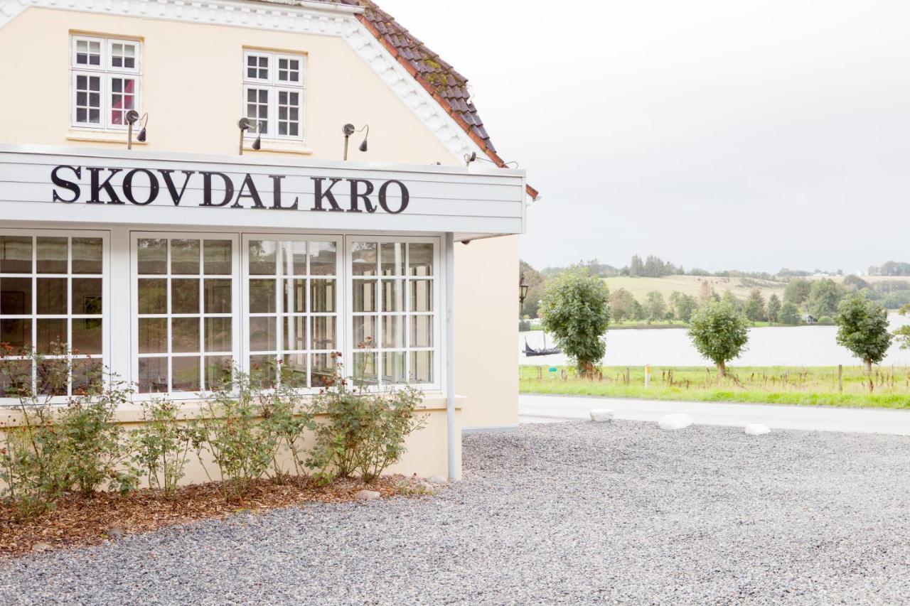 Skovdal Kro Jelling Exterior photo